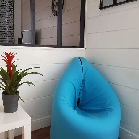 Apartment Studio Lumineux Avec Boites A Cles *